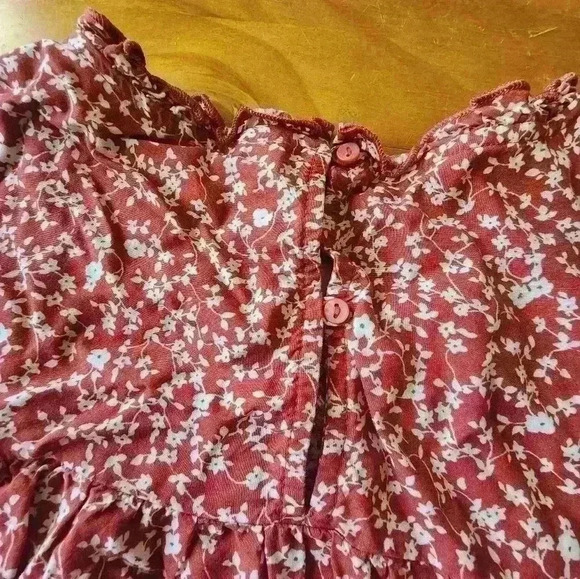 Old navy floral blouse size small - Picture 4 of 4